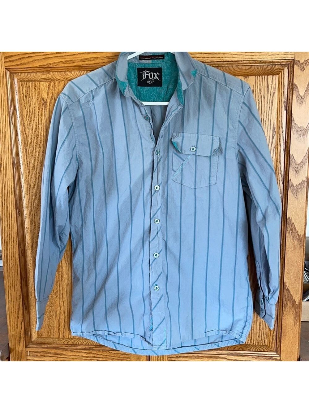 Gorgeous Fox button up shirt size XL🔥🔥